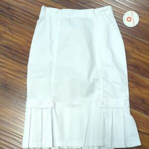 White Cross White Pencil Skirt with Pleated Hem 831